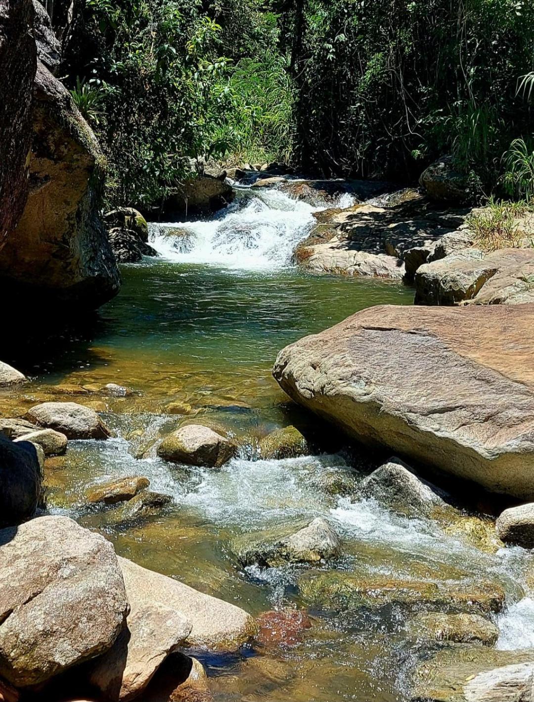 Pousada Sitio Monte Sinai Сан-Жозе-ду-Баррейру Екстер'єр фото